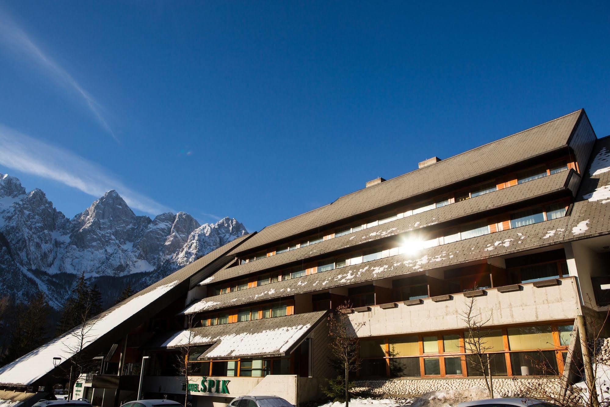 Hotel Spik 克拉尼斯卡戈拉 外观 照片