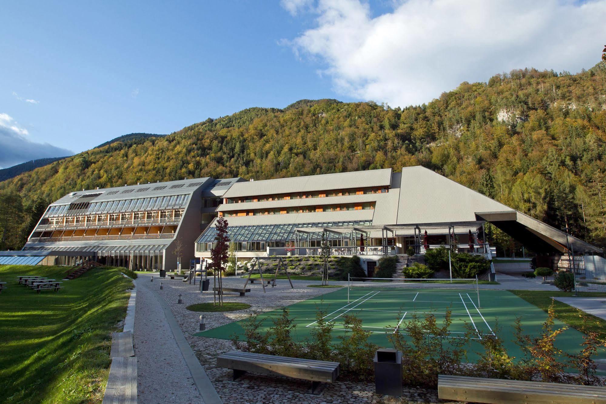 Hotel Spik 克拉尼斯卡戈拉 外观 照片